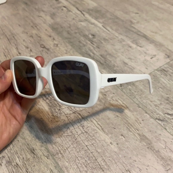 Quay Australia Accessories - Quay “20’s” white sunglasses